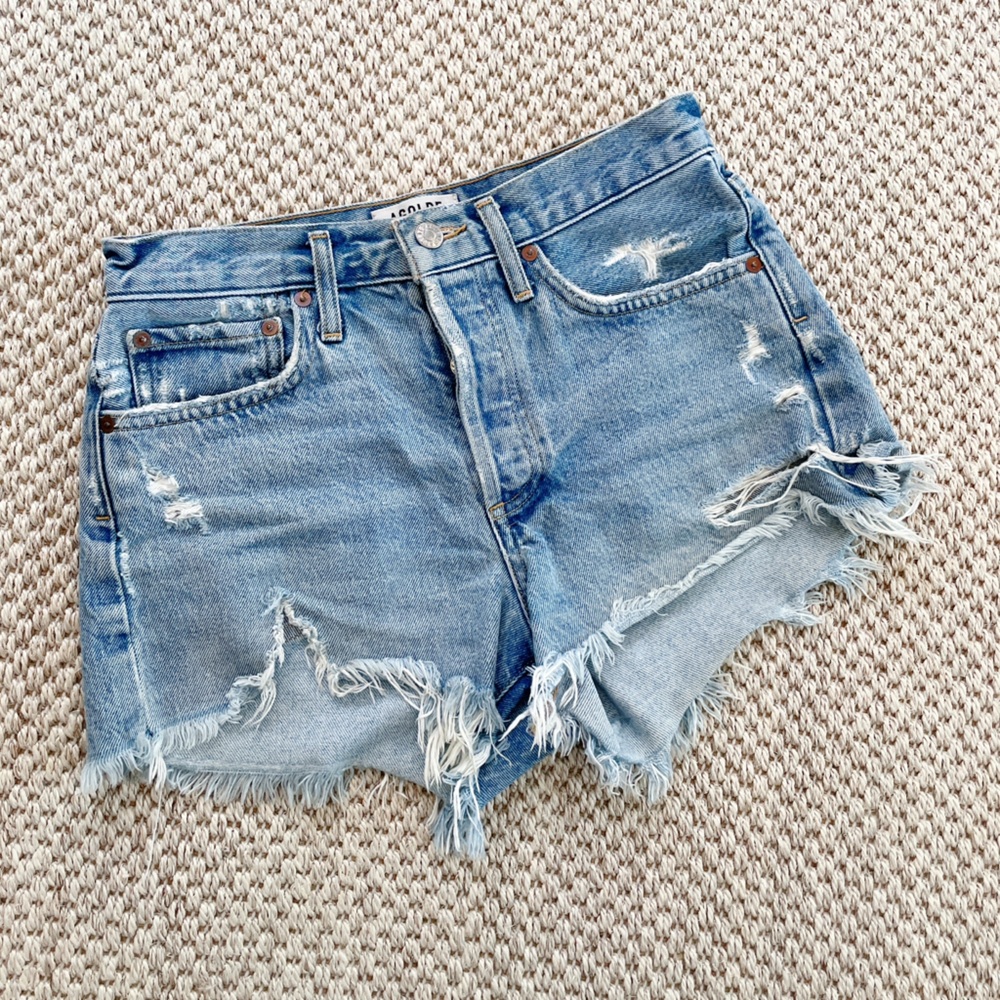 AGOLDE Distressed Denim Cutoff Shorts Women’s Size 24 High Rise Raw Hem - Picture 2 of 12